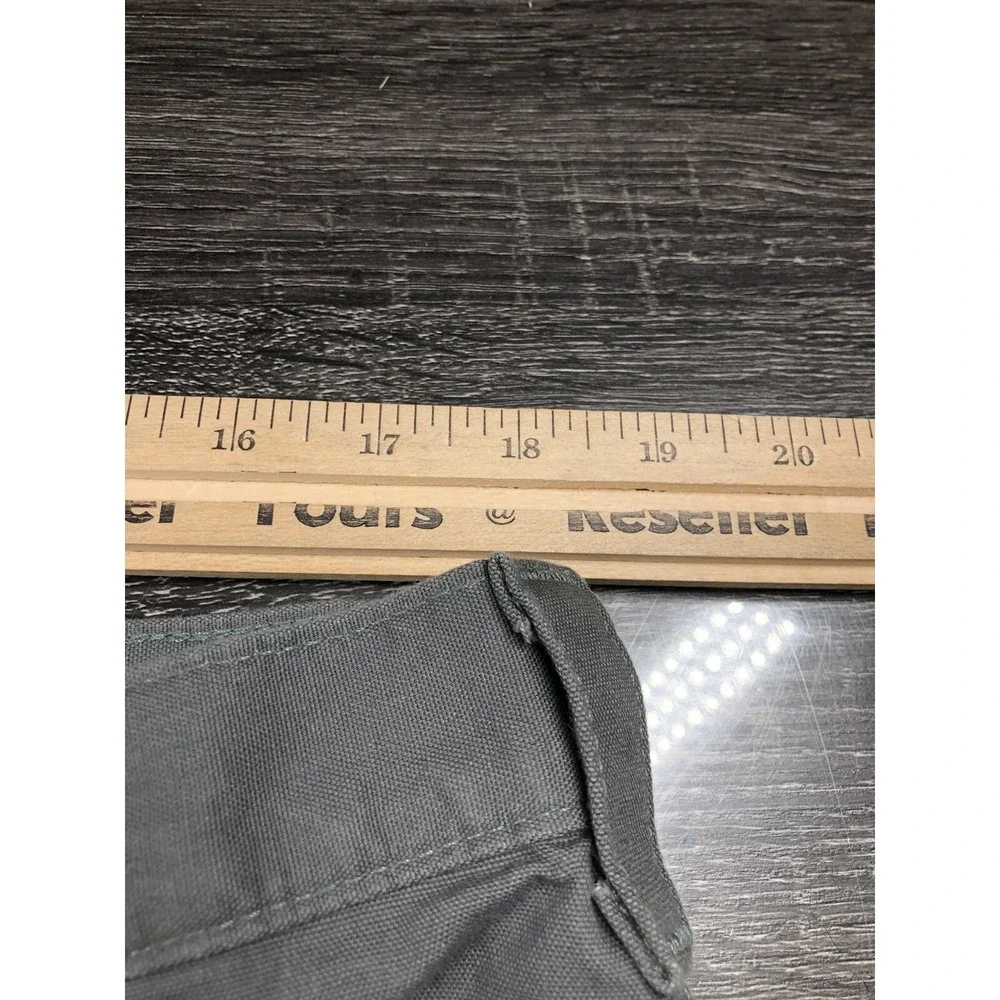 Carhartt Original Fit Shorts Mens 40x10 Gray Canvas Utility Workwear Rugged B147